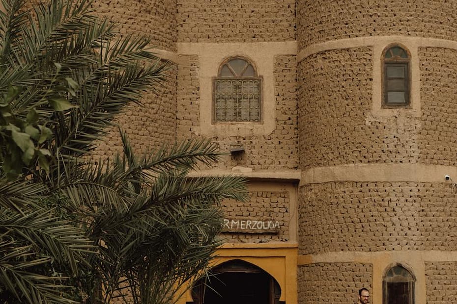Preserving Traditional Arabic Architecture in the Modern World الحفاظ على العمارة العربية التقليدية في العالم الحديث